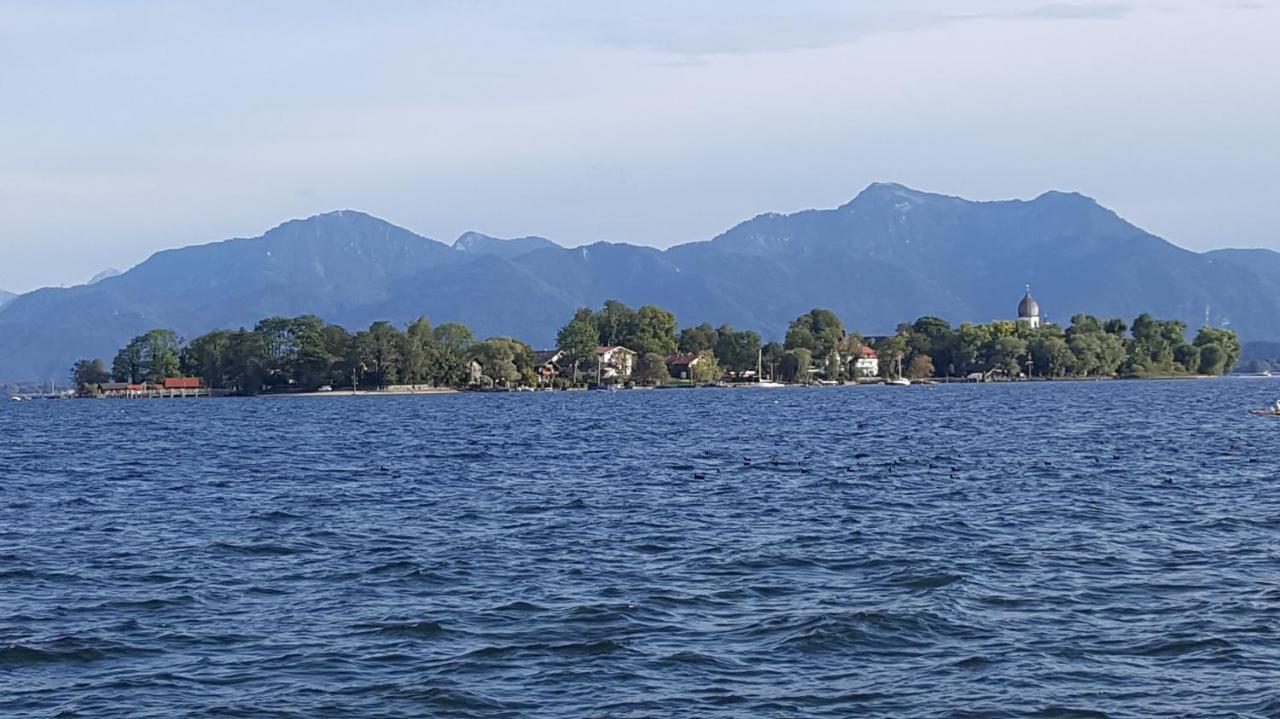 Ferienwohnung Chiemseezeit :-) - Familie Lechermann Gstadt am Chiemsee Kültér fotó