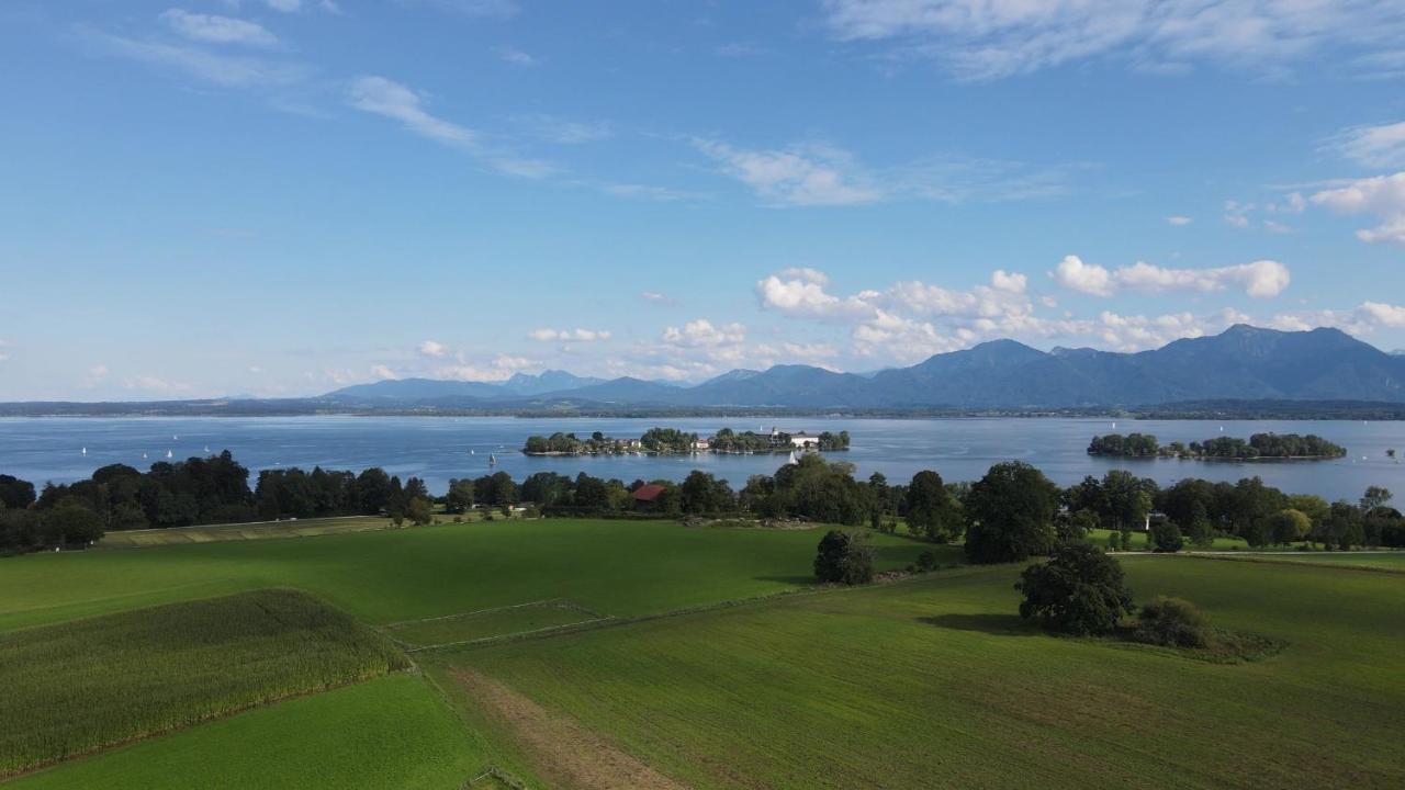 Ferienwohnung Chiemseezeit :-) - Familie Lechermann Gstadt am Chiemsee Kültér fotó