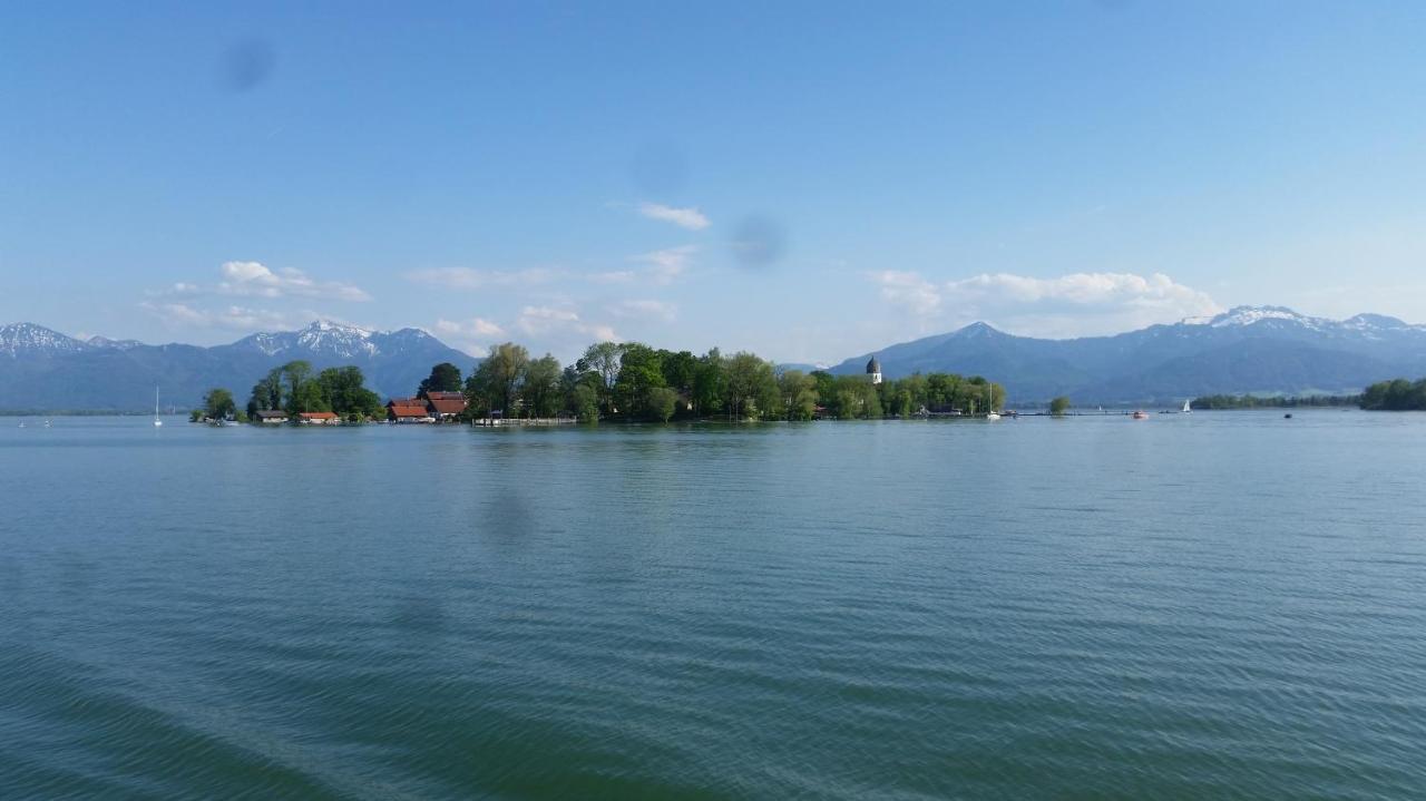 Ferienwohnung Chiemseezeit :-) - Familie Lechermann Gstadt am Chiemsee Kültér fotó