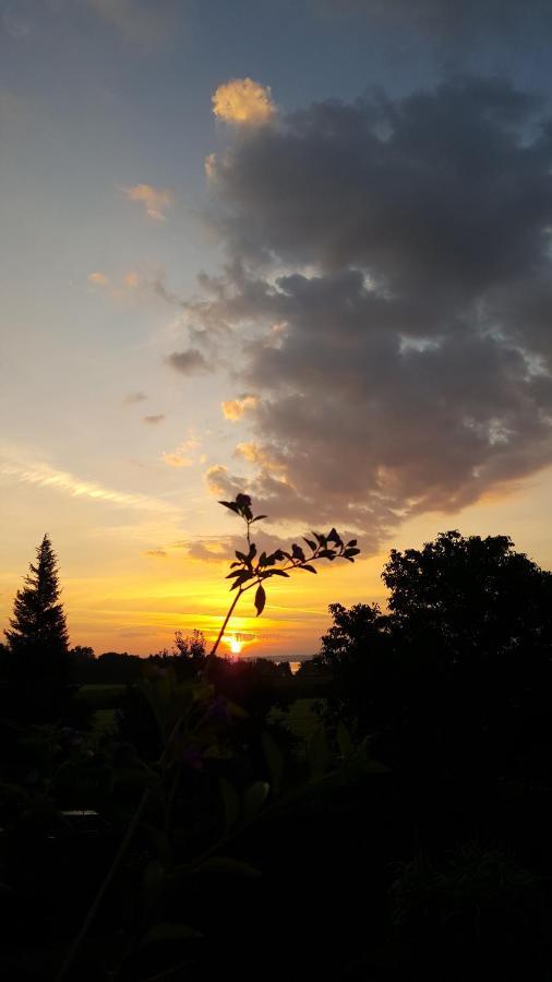 Ferienwohnung Chiemseezeit :-) - Familie Lechermann Gstadt am Chiemsee Kültér fotó