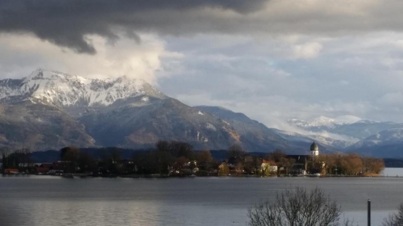 Ferienwohnung Chiemseezeit :-) - Familie Lechermann Gstadt am Chiemsee Kültér fotó