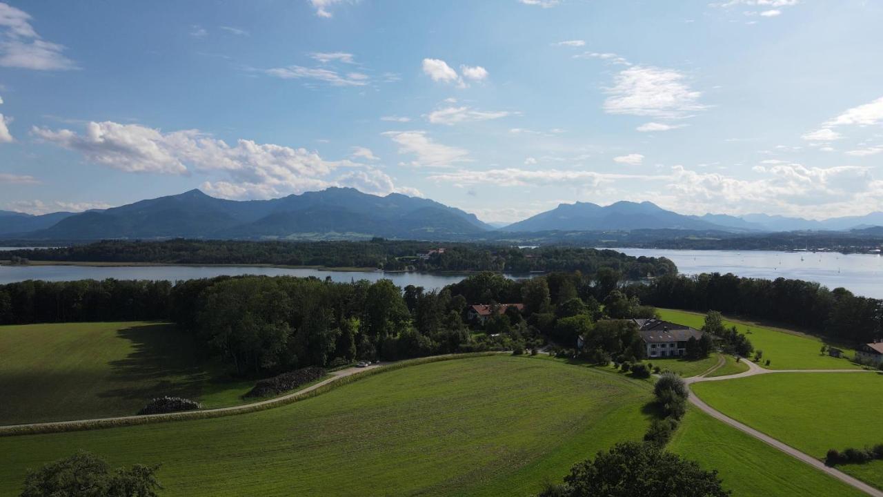 Ferienwohnung Chiemseezeit :-) - Familie Lechermann Gstadt am Chiemsee Kültér fotó